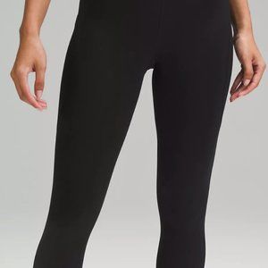 Lululemon Fast and Free High Rise Black Leggings with Pockets Size 8